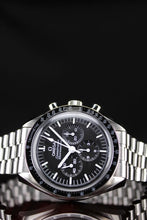 Load image into Gallery viewer, OMEGA SEAMASTER SPEEDMASTER MOONWATCH
