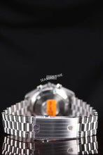 Load image into Gallery viewer, OMEGA SPEEDMASTER MOONWATCH
