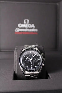 OMEGA SPEEDMASTER MOONWATCH