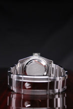 Load image into Gallery viewer, ROLEX OYSTER PERPETUAL DATE 34
