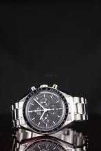 Load image into Gallery viewer, OMEGA SPEEDMASTER MOONWATCH
