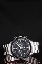 Load image into Gallery viewer, OMEGA SPEEDMASTER MOONWATCH
