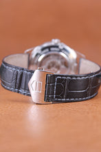Load image into Gallery viewer, TAG HEUER CARRERA CALIBRE 6
